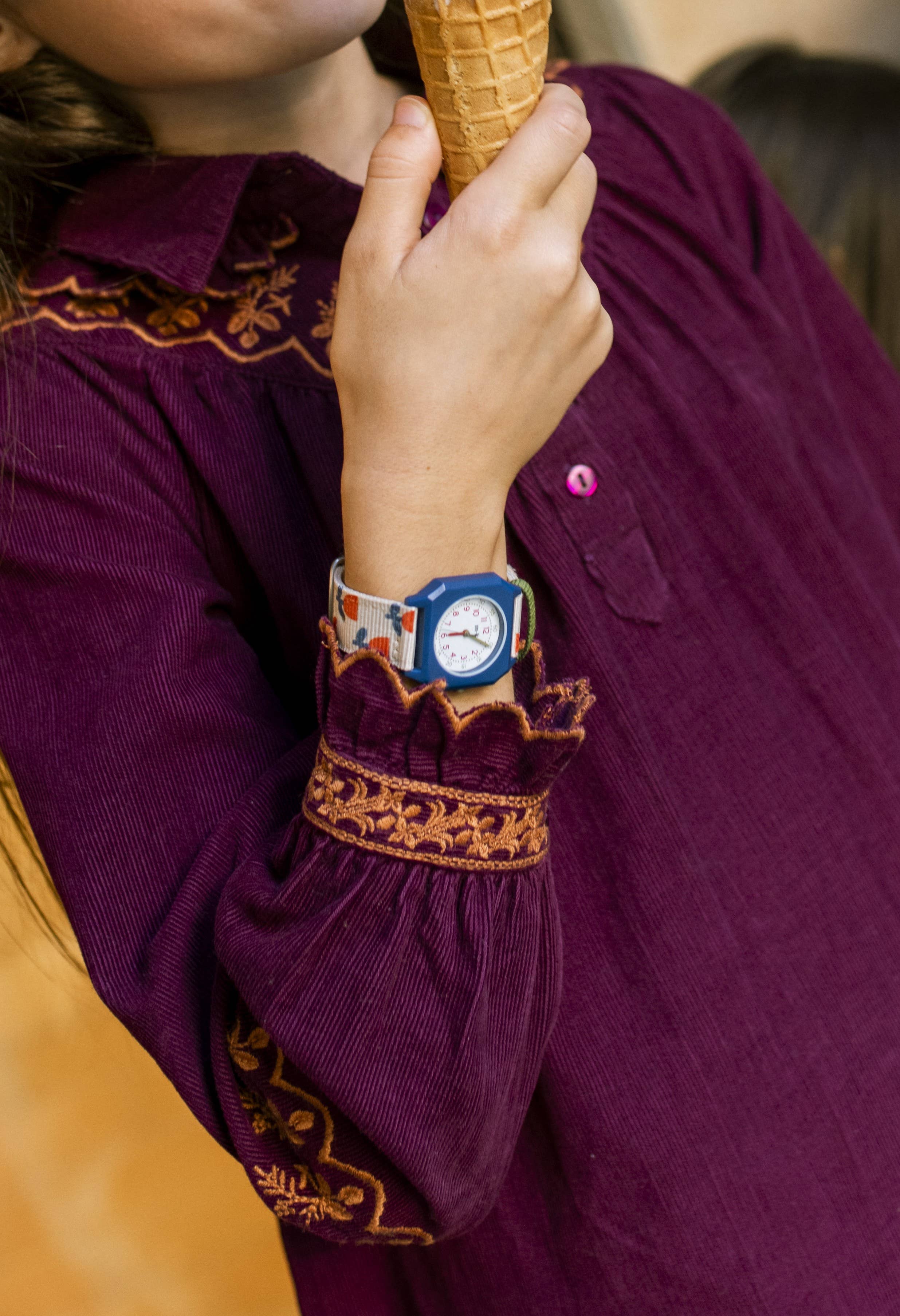 Flowers Watch | Mini Kyomo x Taxi Brousse Collab